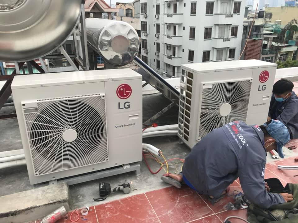 Địa chỉ phân phối và lắp đặt máy lạnh LG model năm 2021 giá tốt chính hãng tại Hồ Chí Minh   Máy lạnh LG được sản xuất theo công nghệ tiến tiến của Hàn Quốc, các sản phẩm của hãng luôn được nghiên cứu và áp dụng công nghệ mới để cho ra sản phẩm máy lạnh hoàn hảo hướng đến sức khỏe của cộng đồng cũng như môi trường thiên nhiên.  Là nhà cung cấp cho hãng máy lạnh LG, chúng tôi cung cấp và lắp đặt hầu hết các sản phẩm máy lạnh dân dụng cùng các dịch vụ chăm sóc hậu mãi theo đúng qui định của nhà sản xuất  Máy lạnh 365 chuyên phân phối máy lạnh LG chính hãng, máy lạnh LG giá rẻ, điều hòa LG cao cấp năm 2021 tại Hồ Chí Minh. Chuyên cung cấp máy lạnh LG chính hãng nhiều mẫu mã và công suất với giá rẻ nhất: dieu hoa LG âm trần, máy lạnh LG treo tường, máy lạnh LG tủ đứng, máy lạnh LG áp trần. Với công suất máy đầy đủ: máy lạnh LG 1 HP, 1.5 HP, 2 HP, 2.5 HP ... 6 HP, 10HP... Chúng tôi tự  hào là đơn vị phân phối máy lạnh LG giá sỉ, bảo hành, bảo trì uy tín nhất tại Hồ Chí Minh  - Nhận thi công lắp đặt máy lạnh LG năm 2021 giá tốt chính hãng tại Hồ Chí Minh cho các công trình dân dụng và công nghiệp, nhà xưởng, văn phòng  Bạn có nhu cầu mua máy lạnh LG model 2021 tại Hồ Chí Minh, Hãy liên hệ ngay với Máy lạnh 365 - Địa chỉ chuyên phân phối máy lạnh LG giá rẻ tại Hồ Chí Minh qua Hotline: 0901 606 565