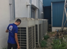 Bảo trì sữa chữa máy lạnh tủ đứng tại Hồ Chí Minh