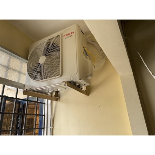 Máy Lạnh Toshiba Inverter 2 Hp RAS-H18H4KCVG-V