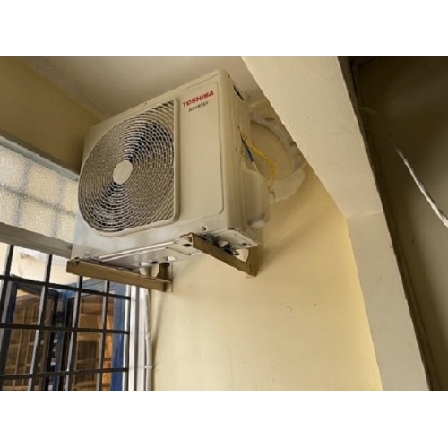 Máy lạnh Toshiba Inverter 2 HP H18E2KCVG-V