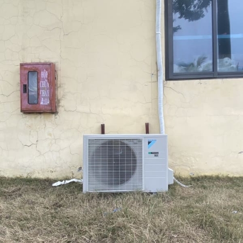 Máy lạnh tủ đứng Inverter Daikin FVA140AMVM 5.5 Hp gas R32
