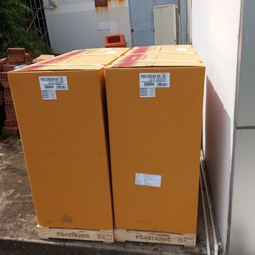 Máy lạnh tủ đứng Mitsubishi heavy FDF140CSV 5.5 Hp gas R410