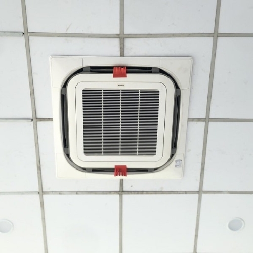 Máy lạnh âm trần 4.5 Hp Daikin FCNQ42MV1 gas R410