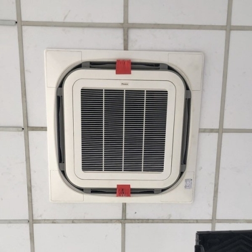 Máy lạnh Daikin FCNQ13MV1 âm trần 1.5 hp