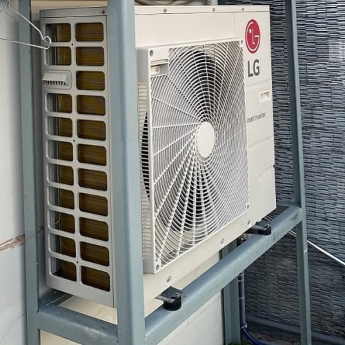 Máy Lạnh Nối Ống Gió LG Inverter 2.0 HP ZBNQ18GL2A0 