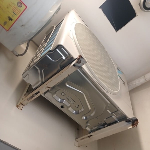 Máy Lạnh Daikin Inverter 2.5 Hp FTKB60YVMV-Model 2024