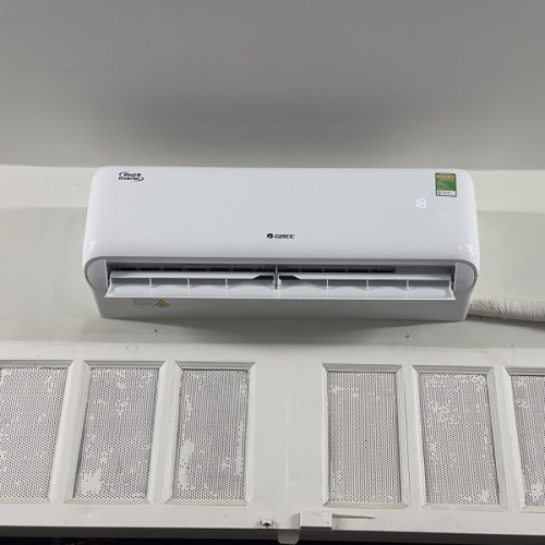 Máy lạnh Gree Inverter 1.5 HP CHARM12CI