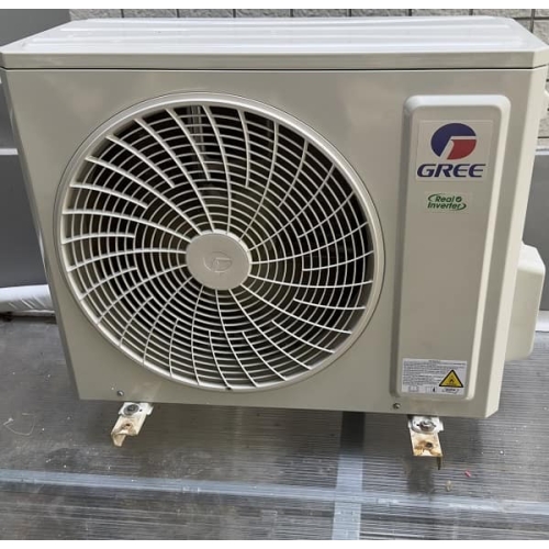Máy lạnh Gree Inverter 1.5 HP CHARM12CI