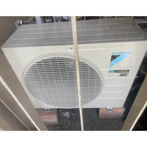 Máy Lạnh Daikin Inverter 1.5 Hp FTKY35WAVMV-model 2022