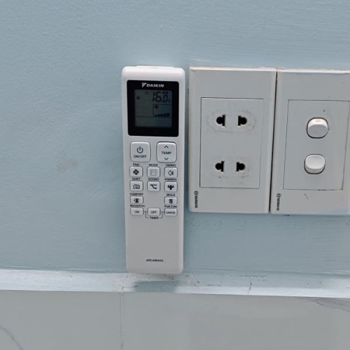 Máy Lạnh Daikin Inverter 2 Hp FTKY50WAVMV-model 2022