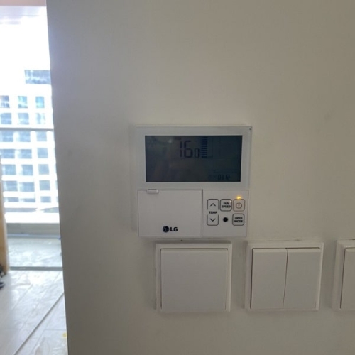 Máy Lạnh Nối Ống Gió LG Inverter 2.0 HP ZBNQ18GM1A0
