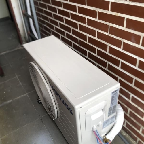 Máy lạnh âm trần (cassette) SAMSUNG 3 HP AC090NN4SEC/EA