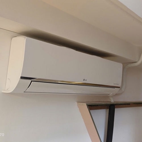 25.Máy Lạnh Multi LG 1 Dàn Nóng 3.5 Hp + 2 Dàn Lạnh Treo Tường 2 Hp