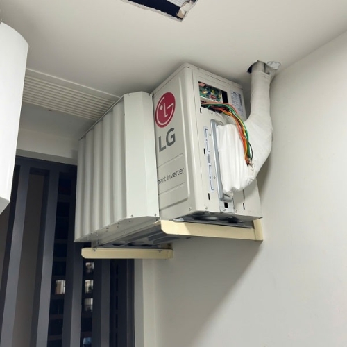 51.Máy Lạnh Multi LG 1 Dàn Nóng 2.5 Hp + 2 Dàn Lạnh Âm Trần 1 Hướng Thổi 1.5 Hp