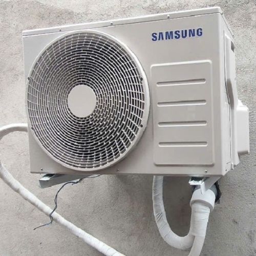 Máy Lạnh Âm Trần 1 Hướng Thổi Samsung Inverter 1.5 Hp AC035TN1DKC/EA