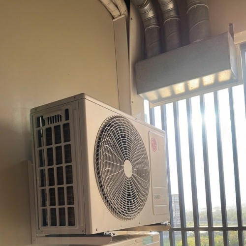 Máy Lạnh LG Inverter 2.0 HP IEC18G1 - Model mới 2025