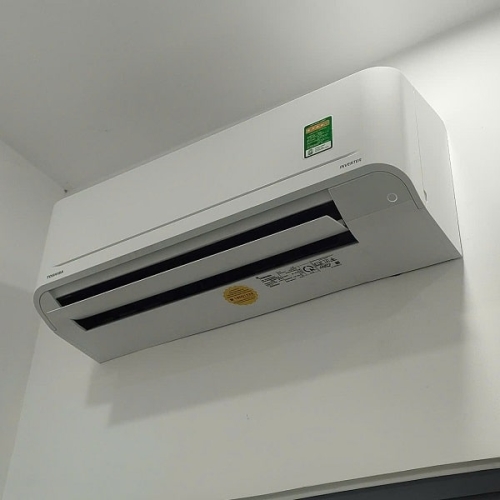 Máy Lạnh Toshiba Inverter RAS-H13S5KCVG-V - Công Suất 1.5 HP