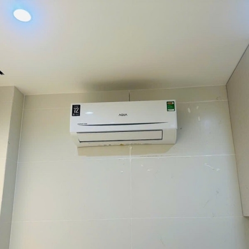 Máy lạnh treo tường Aqua Inverter 1.0 HP AQA-RV10ME - Model 2025