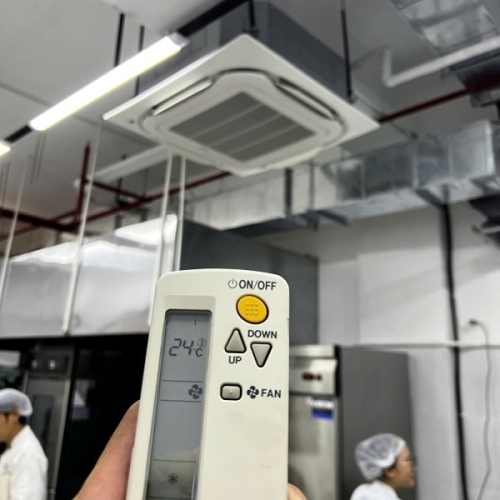 Máy lạnh âm trần Daikin FCFC71DVM 3.0 ngựa inverter R32